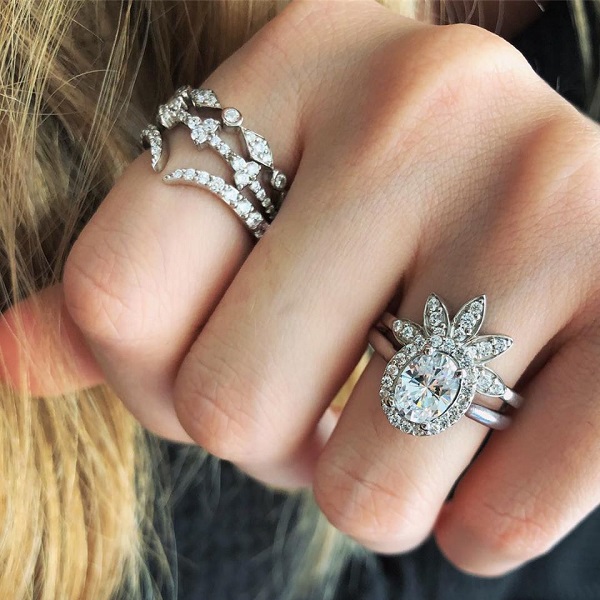How to Buy Antique Vintage Style Engagement Rings?