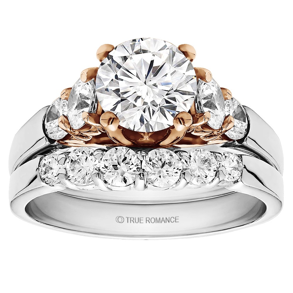 Round Cut Center Diamond Classic Engagement Ring
