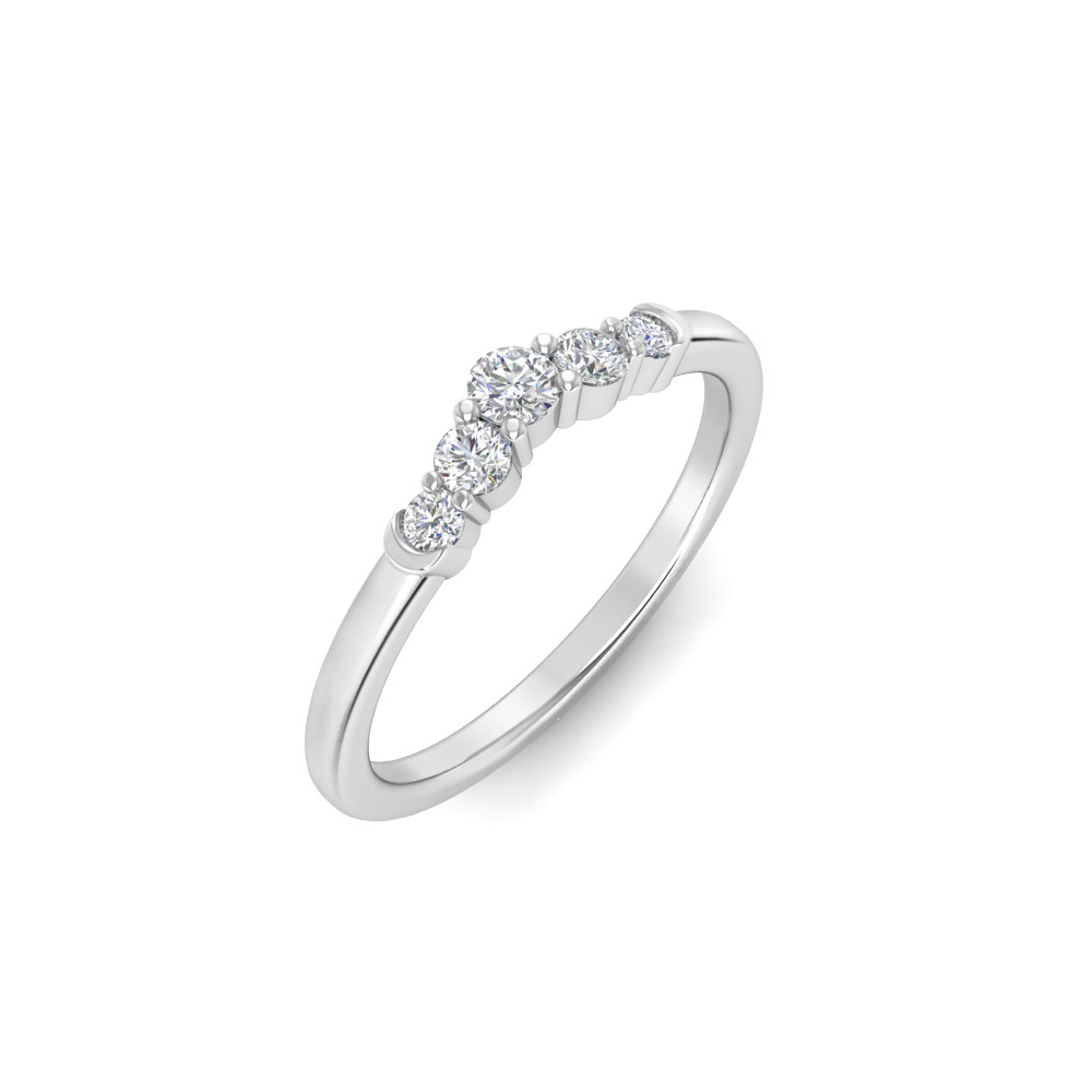 .19 RD DIAMOND WEDDING  5 GRADUATED DIAMONDS