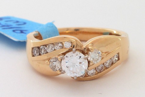 https://www.trueromancebridal.com/upload/product/rm607.jpg
