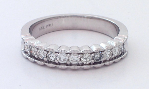 https://www.trueromancebridal.com/upload/product/wr378.jpg