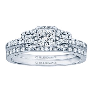 Rm1315-14k White Gold Princess Cut Halo Diamond Engagement Ring